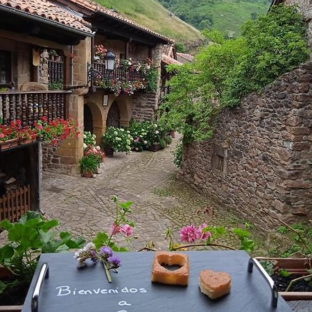 Posada Reserva Verde Bárcena Mayor Eksteriør billede
